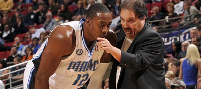 江苏业余足球再添活力 “我爱足球”城市联赛赋能基层足球发展（江苏业余足球迎来新活力：“我爱足球”城市联赛助推基层发展）