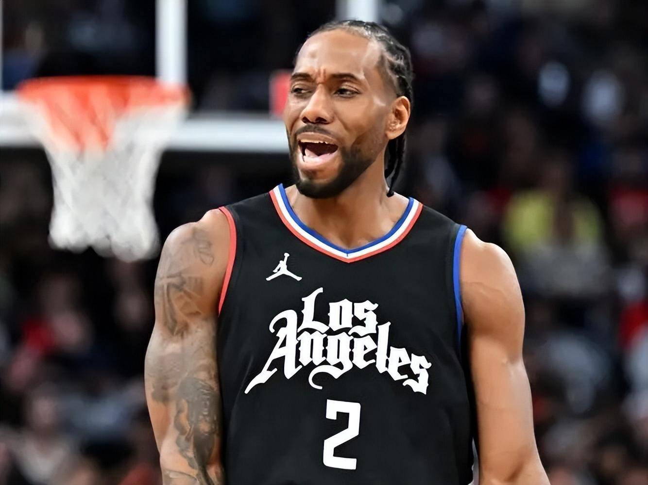 BBC：阿莫林、斯洛特与埃迪·豪为英超受网络辱骂最多主帅（BBC调查：阿莫林、斯洛特、埃迪·豪成英超遭网络辱骂最多的主帅）