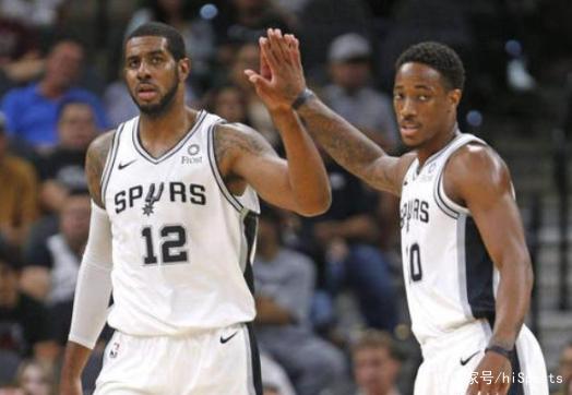 布莱顿青训学院发布含二战时期日本士兵的图片，随后删帖并致歉（布莱顿青训学院误发二战日本士兵图片，随后撤下并致歉）