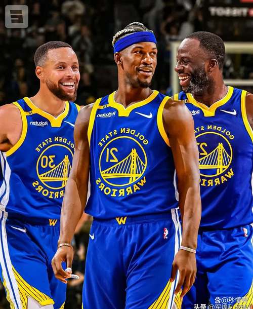 FIFA年度最佳男足教练候选：恩里克、斯洛特、弗里克在列（FIFA年度最佳男足教练候选名单：恩里克、斯洛特、弗里克入围）