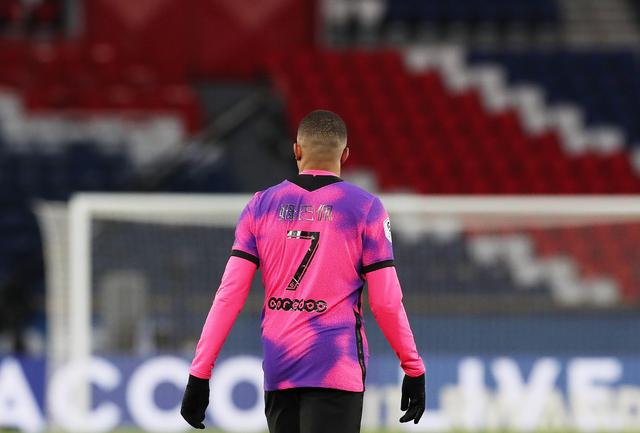 克罗斯：皇马创造的威胁比曼城更多，曼城不配赢球（克罗斯称皇马威胁占优，曼城配不上这场胜利）