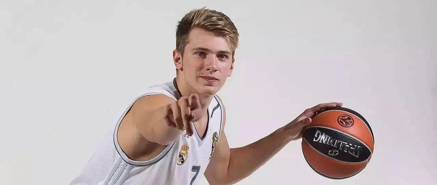 被压着打 80 分钟，却赢了（被动80分钟，依然赢了）