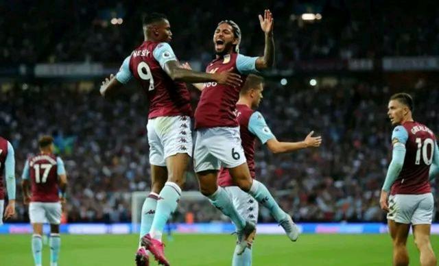 西甲半场：安东尼闪击，费兰戴帽，巴萨暂4-1贝蒂斯（西甲半场战报：安东尼开场破门，费兰上演帽子戏法，巴萨暂以4-1领先贝蒂斯）