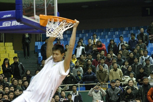 马洛塔：我们和米兰永远是朋友，但在90分钟的比赛中是对手（马洛塔：与米兰友谊常在，但比赛的90分钟各为其战）