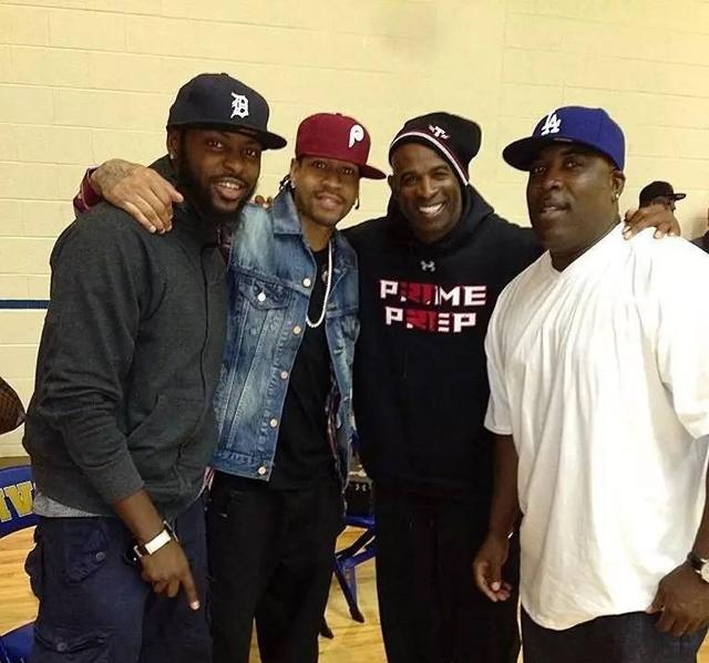 都体：弗拉霍维奇遭遇左腿拉伤，预计将缺阵至今年年底（都灵体育报：弗拉霍维奇左腿拉伤，预计缺席至今年年底）