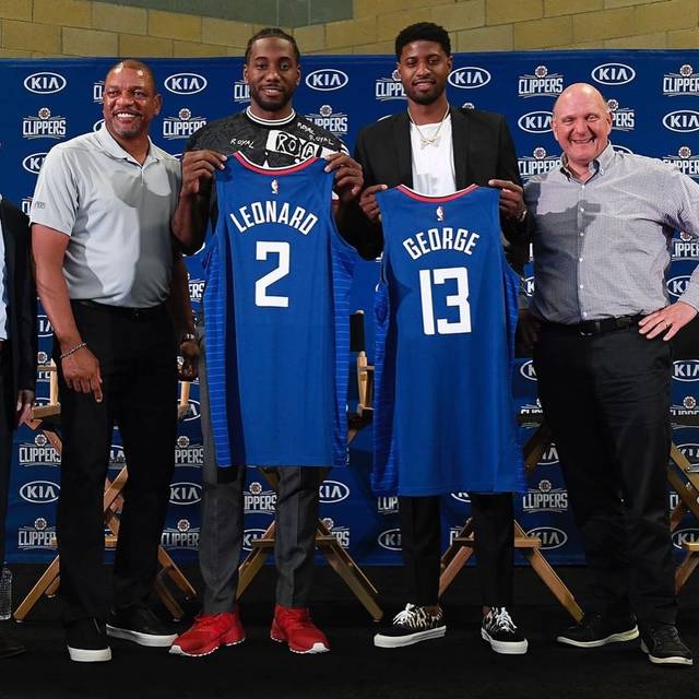 斯玛特：对手会全力以赴 特别是当你穿着带有湖人标志的球衣（斯玛特：穿上湖人球衣，对手必将全力以赴）